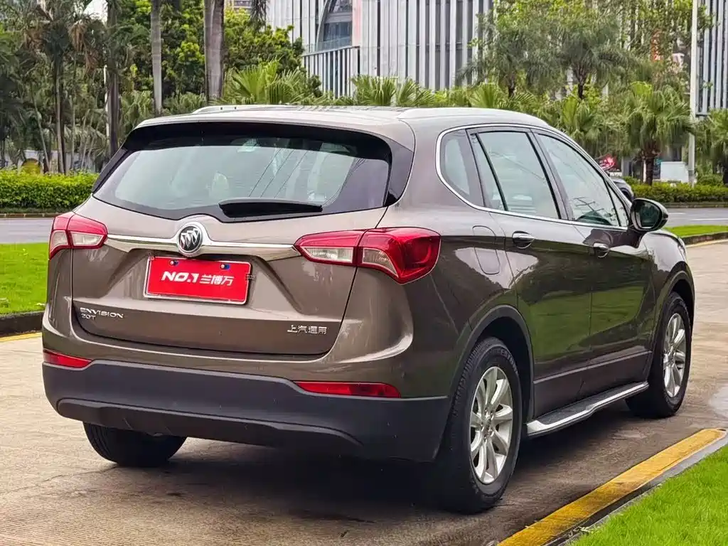 Buick Envision Plus — миниатюра 8