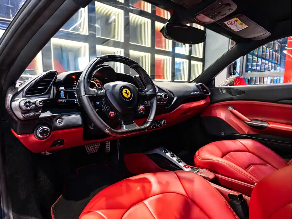 Ferrari 488 — миниатюра 14