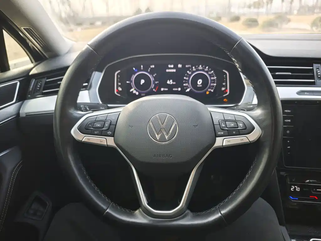 VOLKSWAGEN MAGOTAN GTE PLUG IN HYBRID