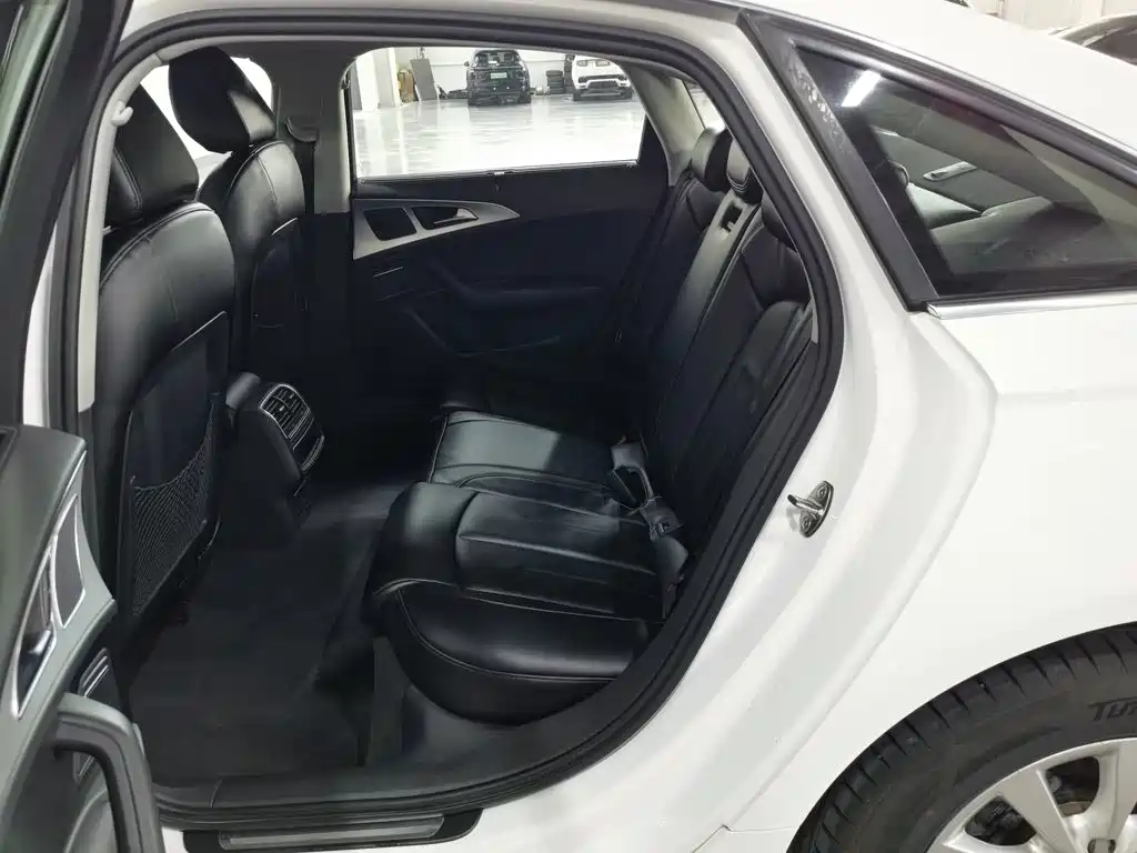 Audi A6L — миниатюра 15