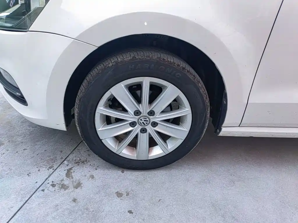 Volkswagen Polo — миниатюра 23