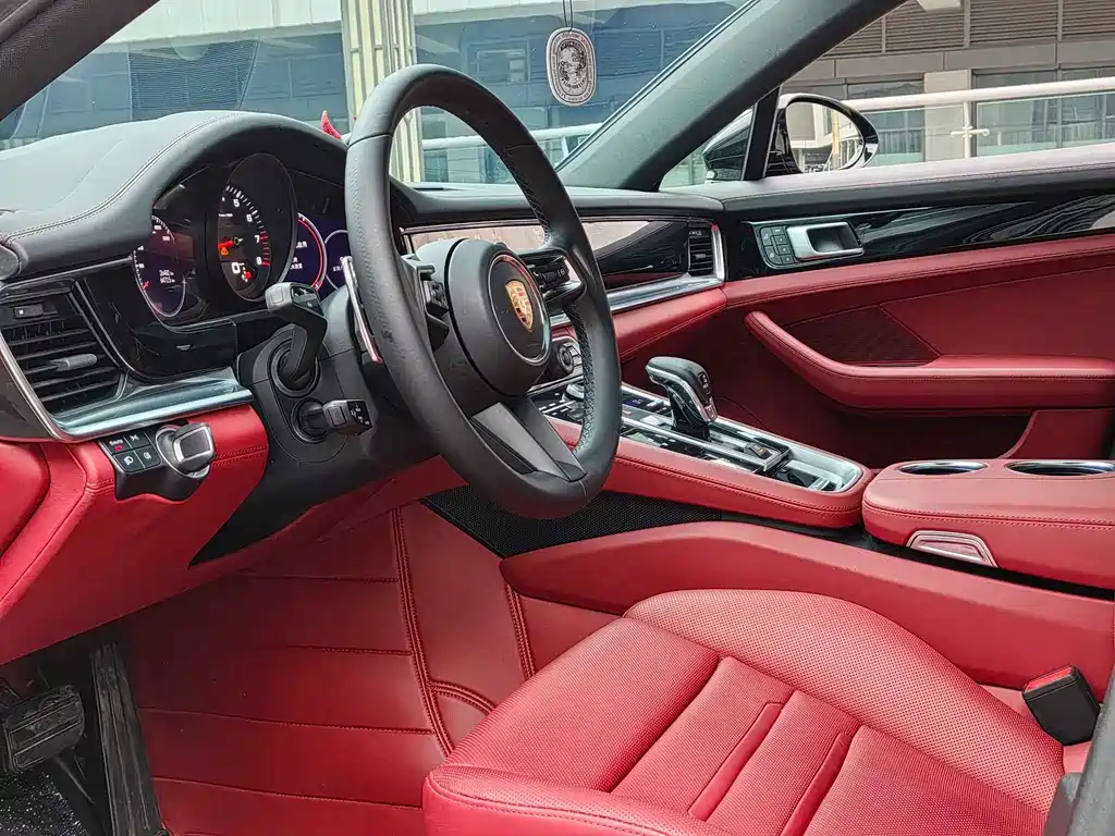 Porsche Panamera — миниатюра 10