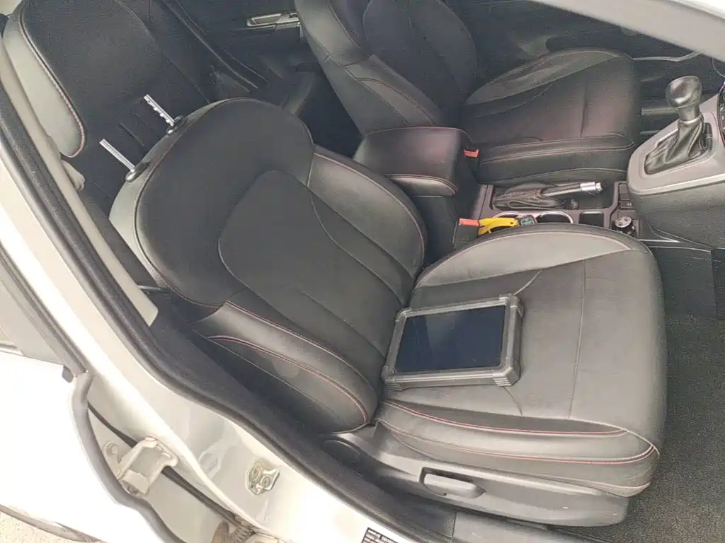 Haval M6 — миниатюра 25