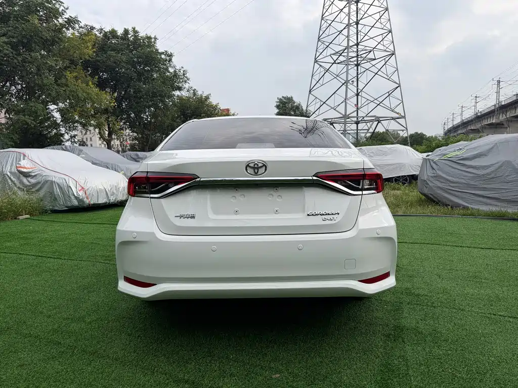 Toyota Corolla — миниатюра 5