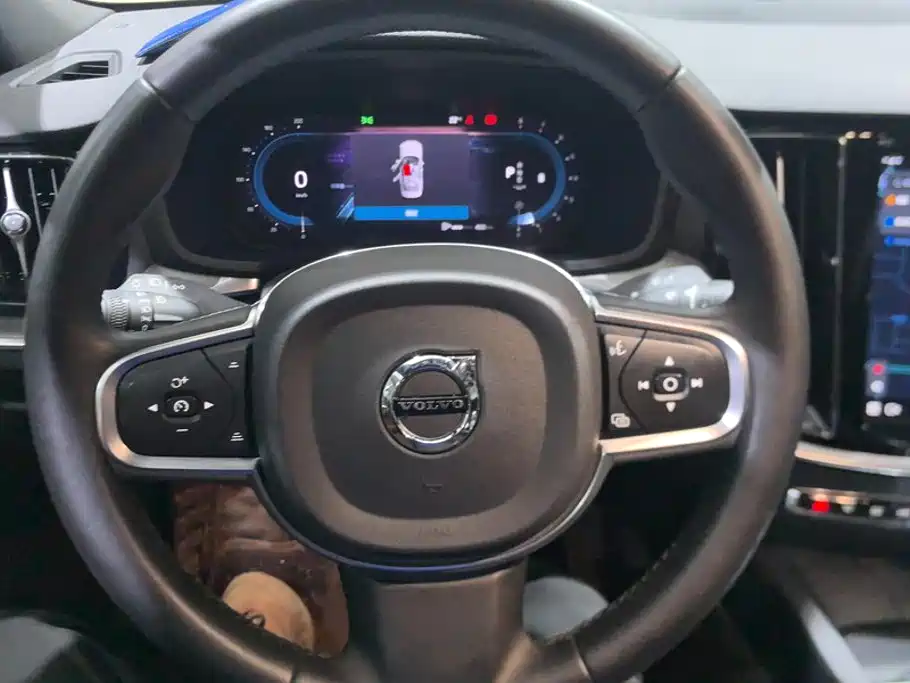 Volvo S60 — миниатюра 15