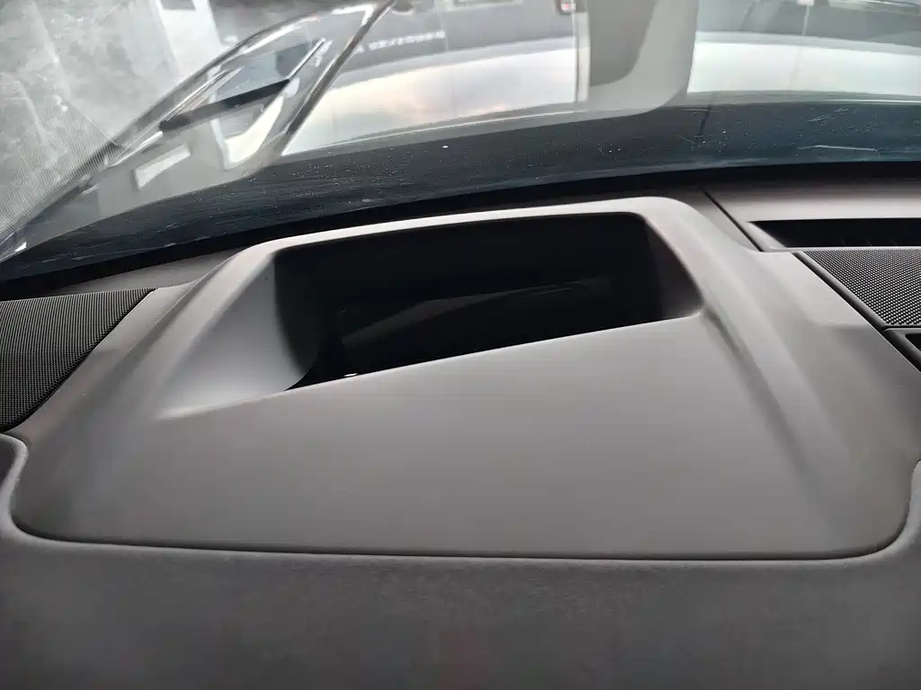Land Rover Sport — миниатюра 11