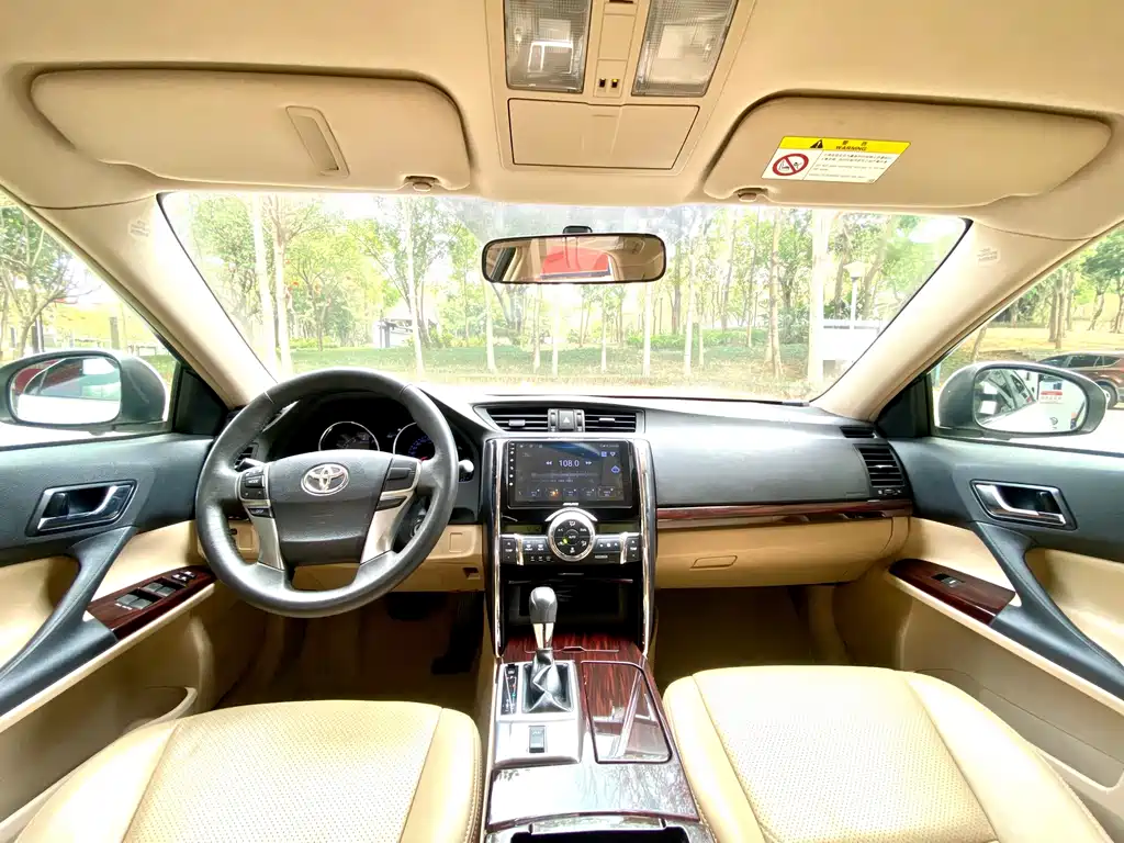 Toyota Reiz — миниатюра 14