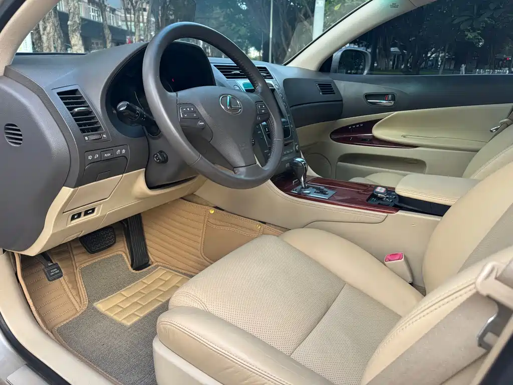 Lexus GS — миниатюра 4
