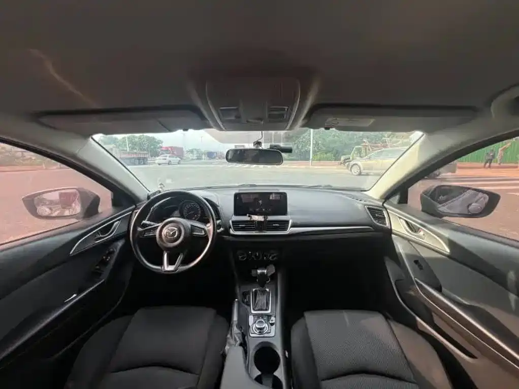 Mazda 3 Axela — миниатюра 5