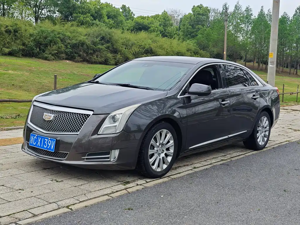 Cadillac XTS 2014