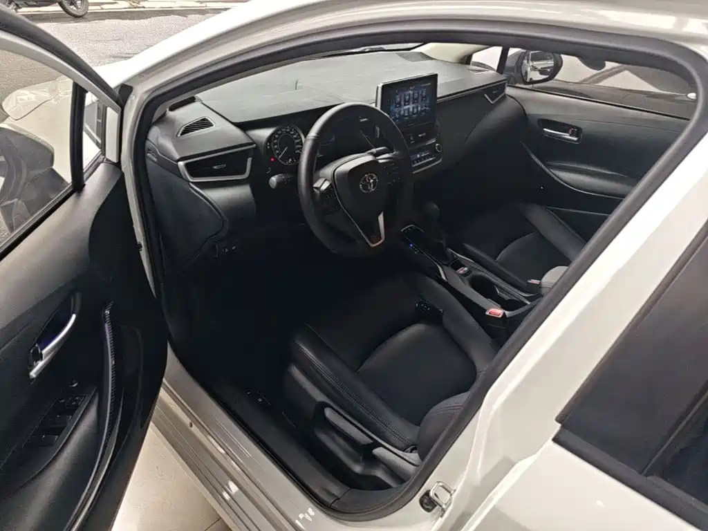 Toyota Corolla — миниатюра 16