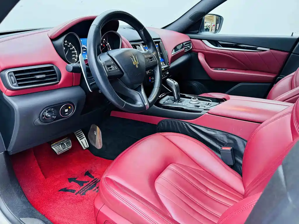 Maserati Levante — миниатюра 6