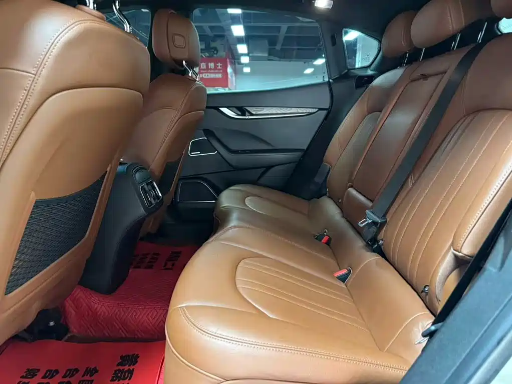 Maserati Levante — фотографии объявления, Фото 10
