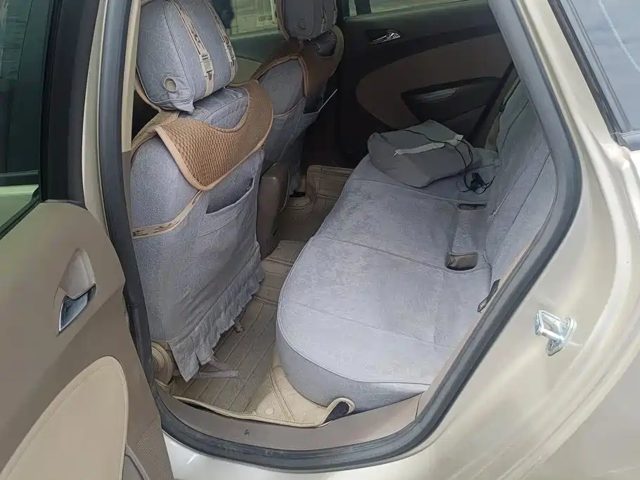 Buick Excelle — миниатюра 11