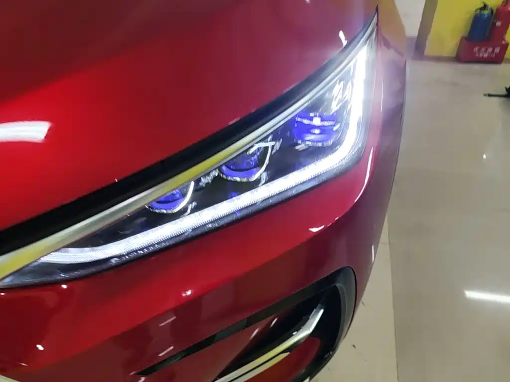 BYD Tang New Energy — миниатюра 24