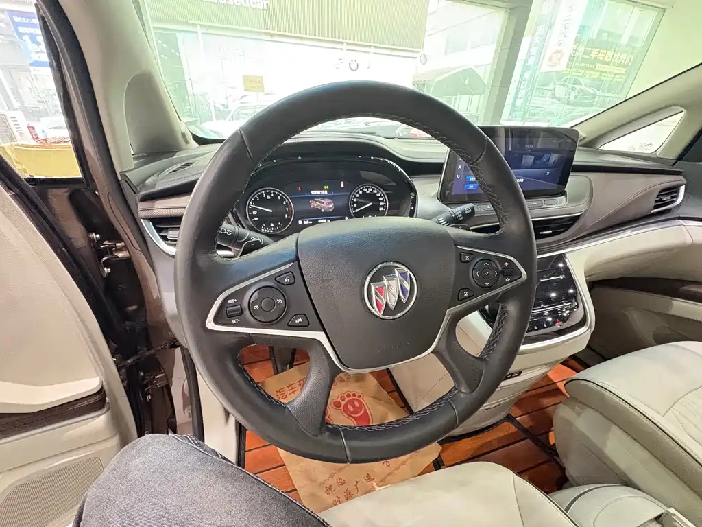Buick GL8 — миниатюра 9