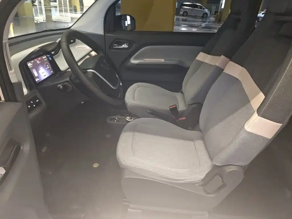 Wuling MINIEV — миниатюра 15