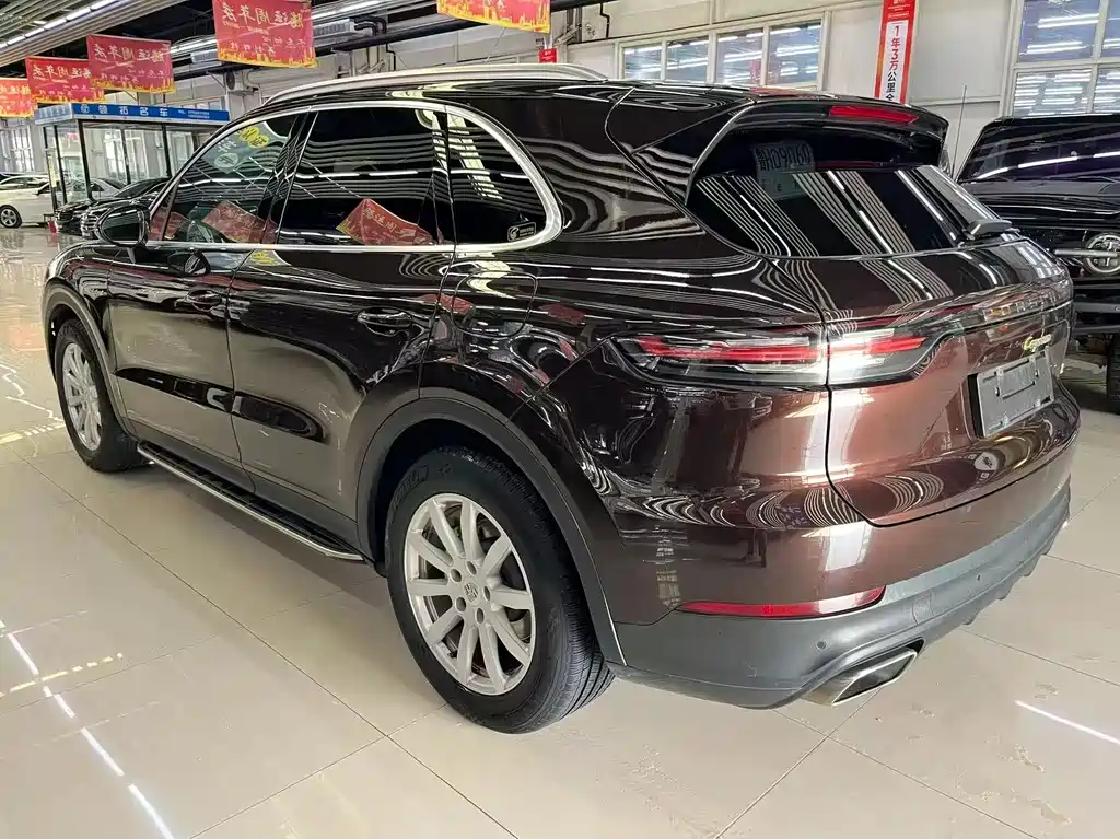 Porsche Cayenne Hybrid Cayenne E-Hybrid 2.0T, фото 4
