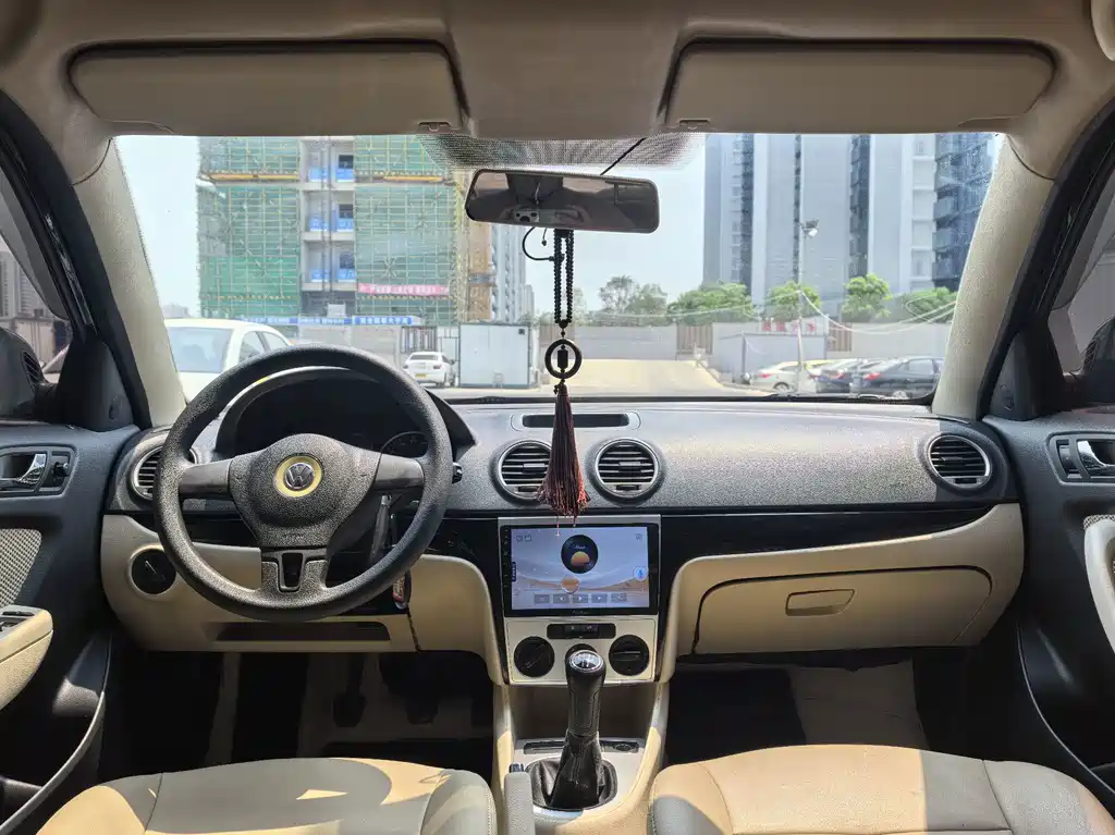 Volkswagen Lavida — миниатюра 5