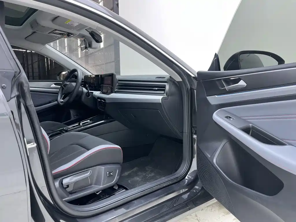 Volkswagen Lamando — миниатюра 20