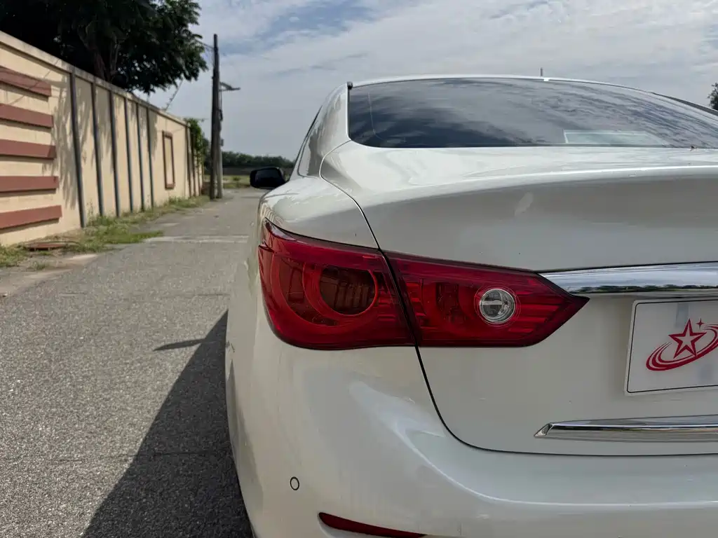 Infiniti Q50L — миниатюра 25