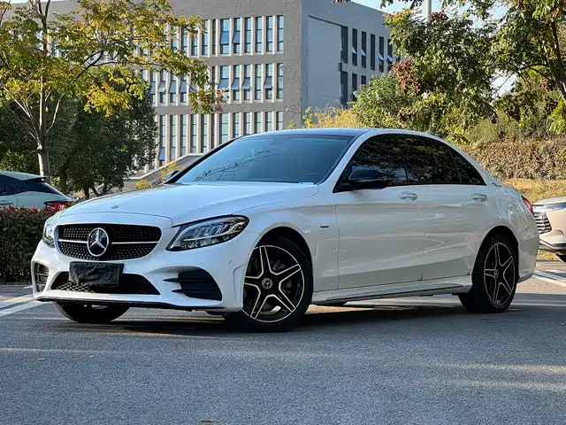 MERCEDES BENZ C CLASS
