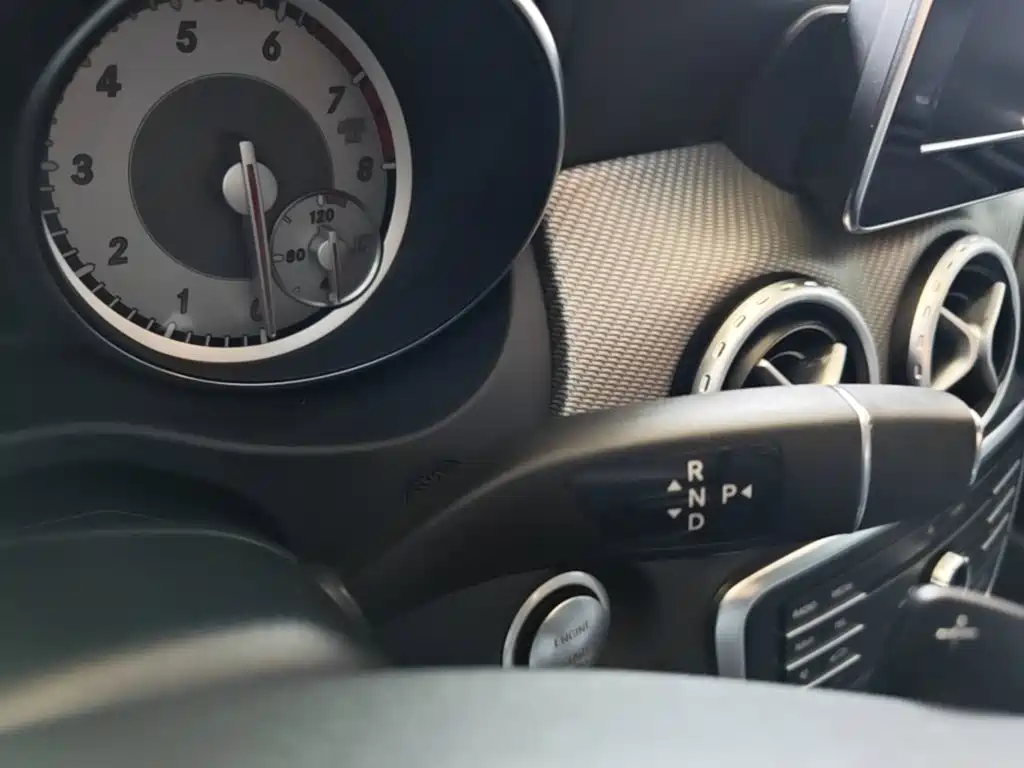 Mercedes-Benz GLA — миниатюра 14