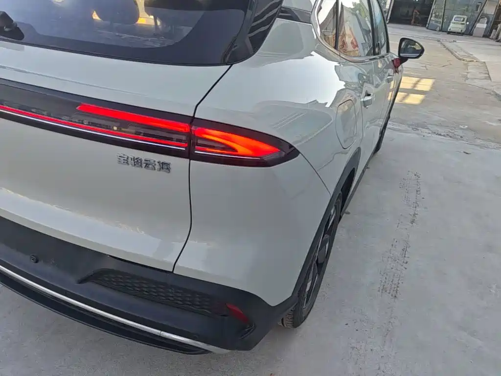 Baojun Yunhai — миниатюра 8