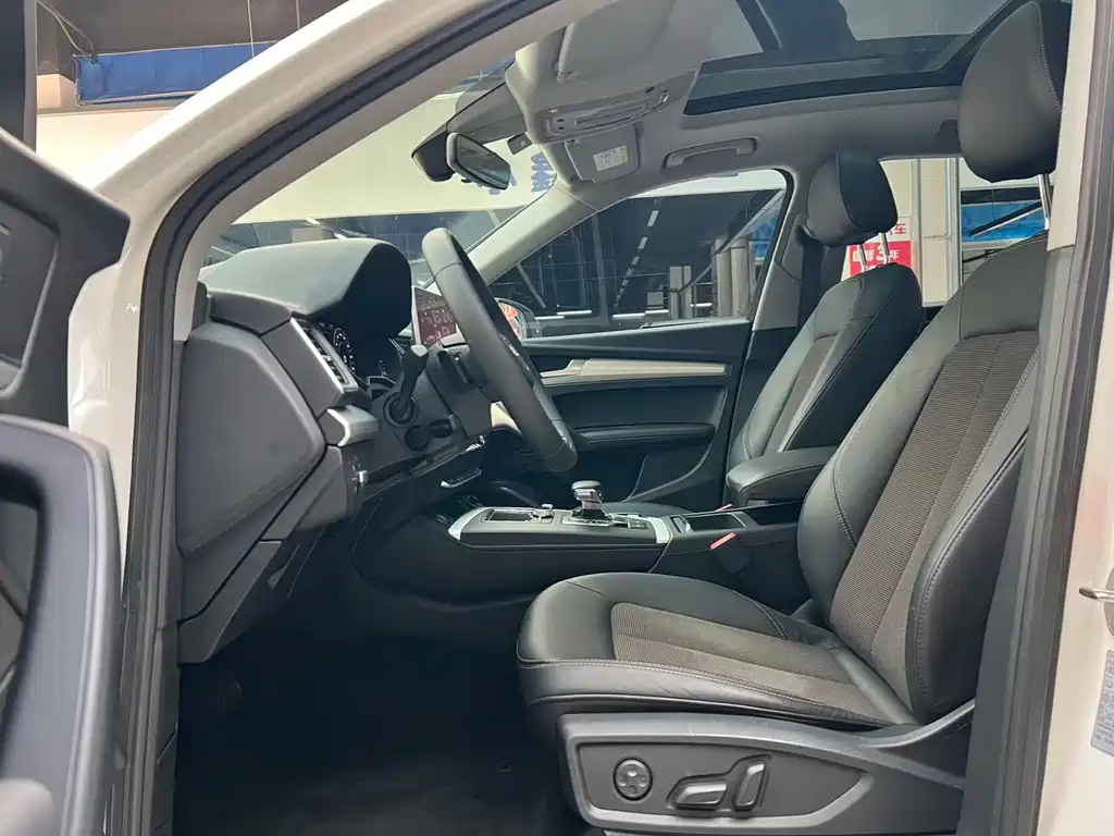 Audi Q5L — миниатюра 7