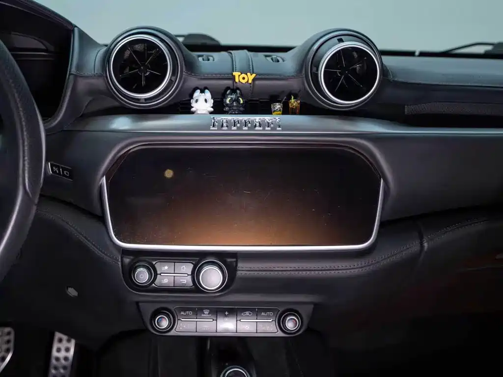 Ferrari Portofino — миниатюра 11