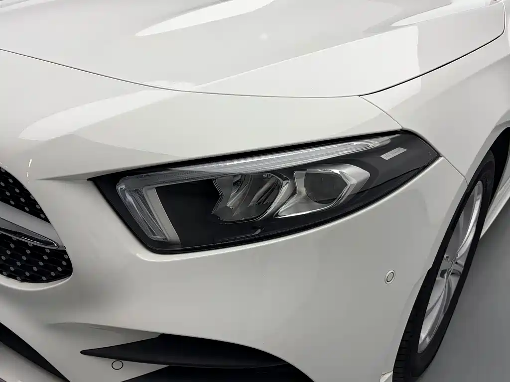 Mercedes-Benz A-Class — миниатюра 10
