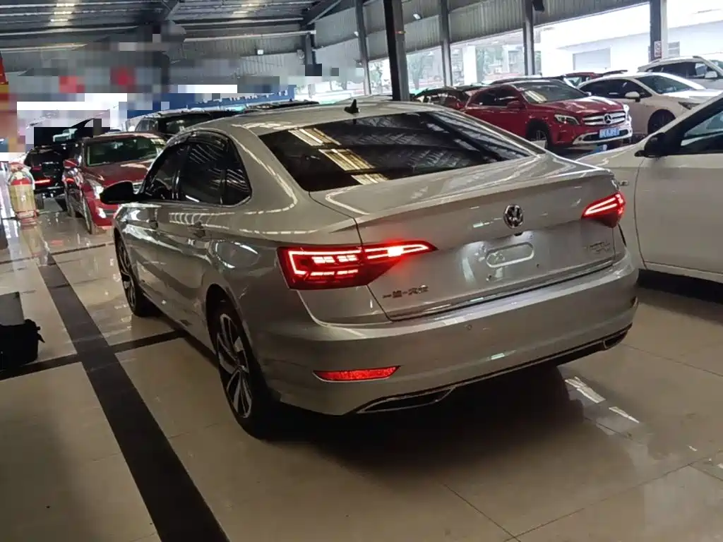 Volkswagen Sagitar — миниатюра 5