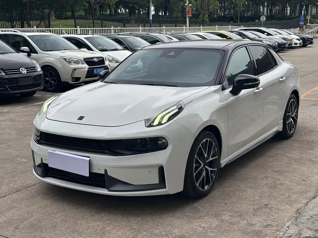 Lynk & Co 03 2019