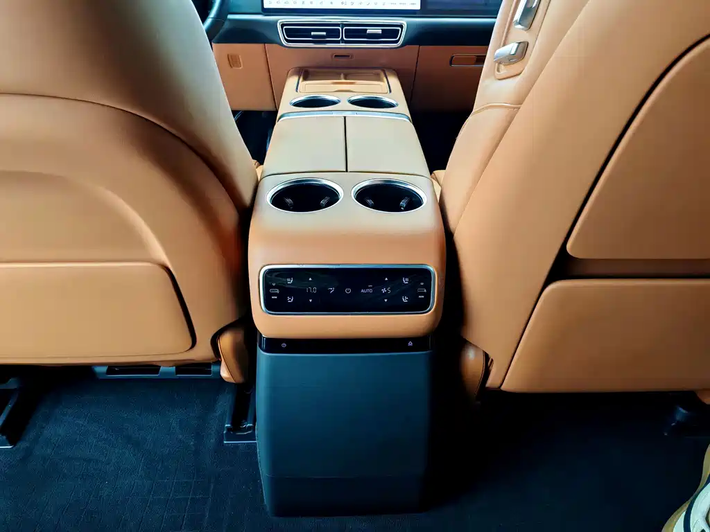 Li Auto Li L9 — миниатюра 10