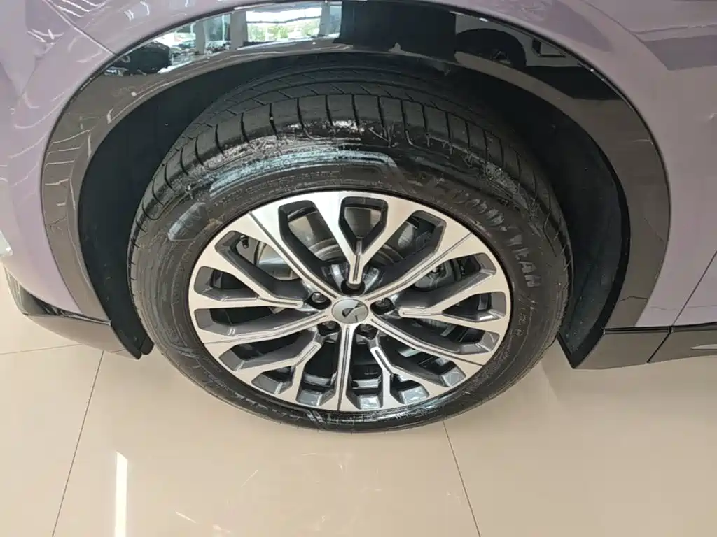 NIO EC6 — миниатюра 23