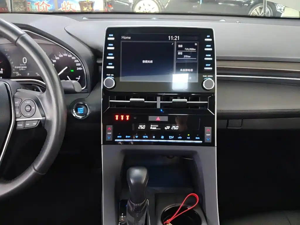 Toyota Avalon — миниатюра 13