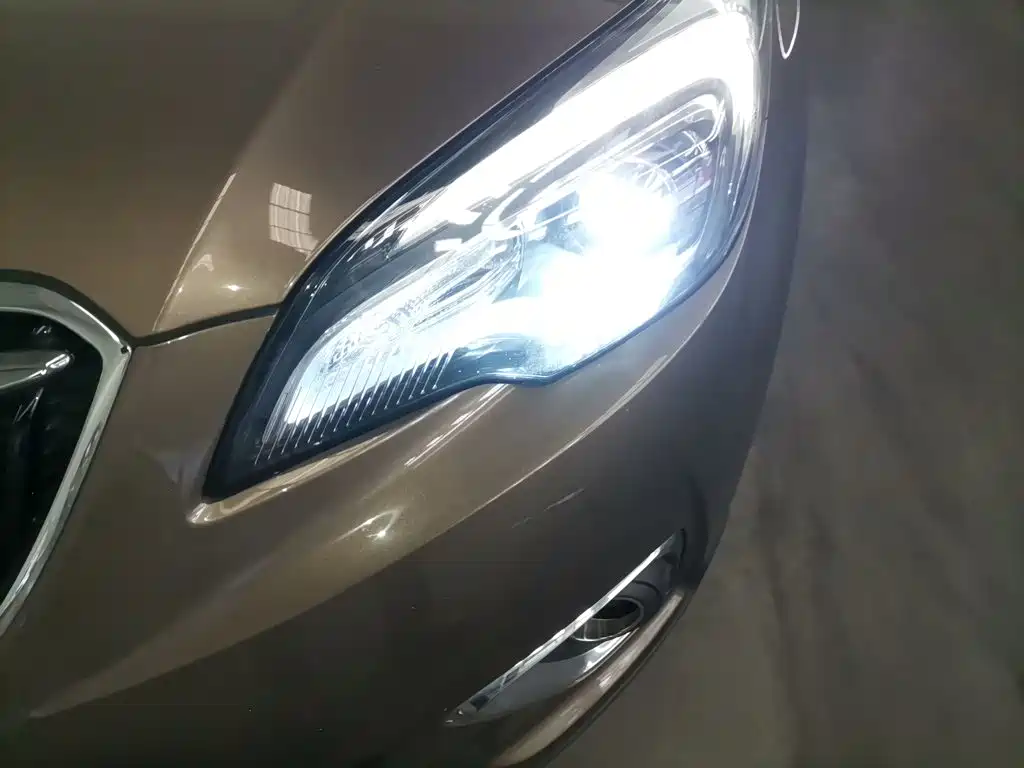 Buick Envision Plus — миниатюра 24