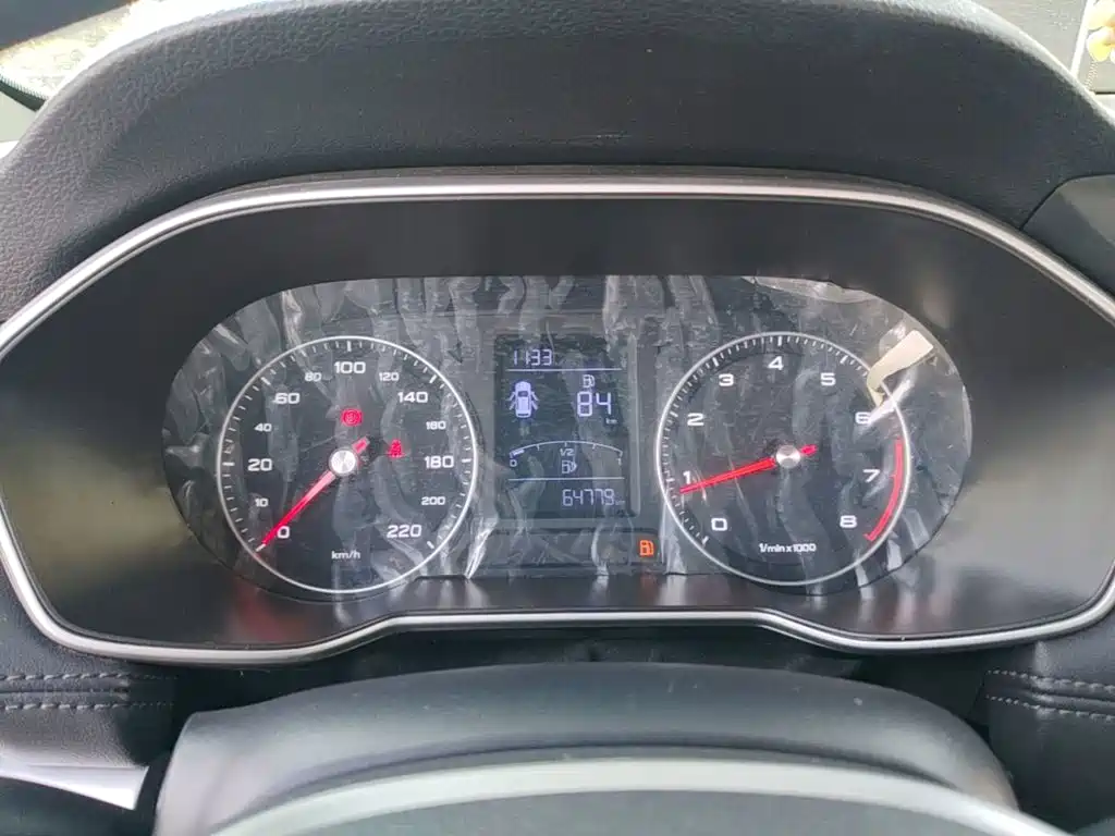 Roewe RX3 — миниатюра 12