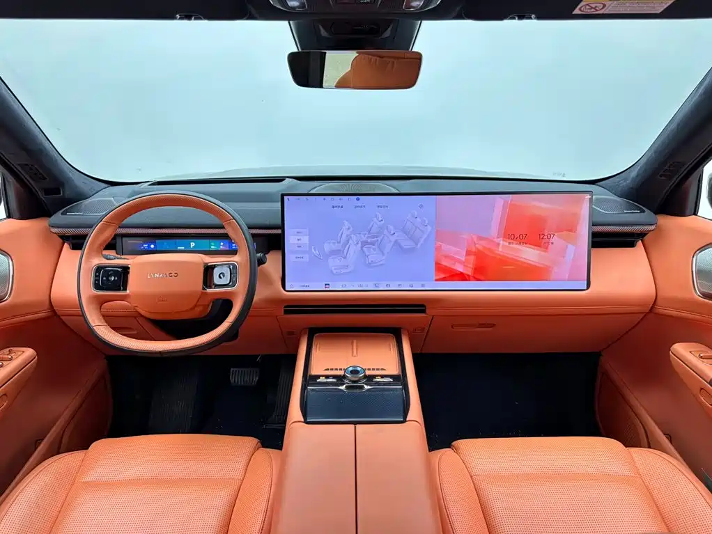 Lynk & Co 900 — миниатюра 10