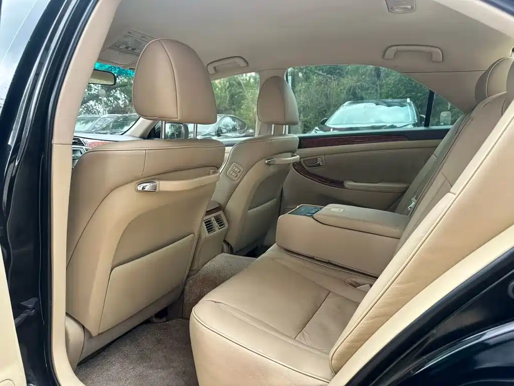 Toyota Crown 2006 2.5L Royal