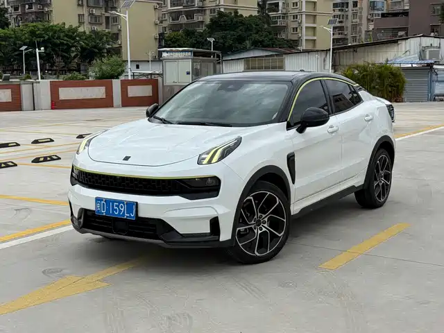 2020 Lynk & Co 05