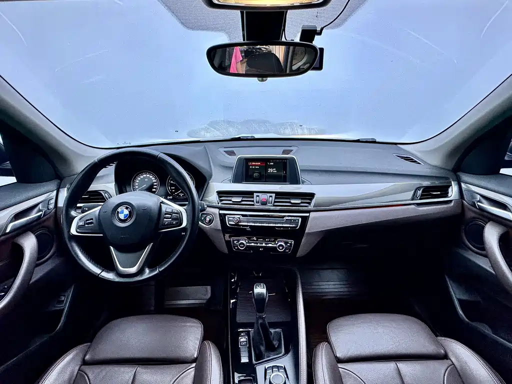 BMW X1 — миниатюра 6