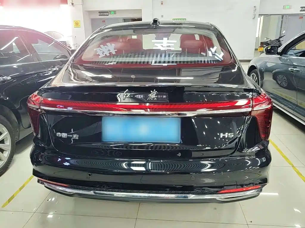 Hongqi Hongqi H5 — миниатюра 6