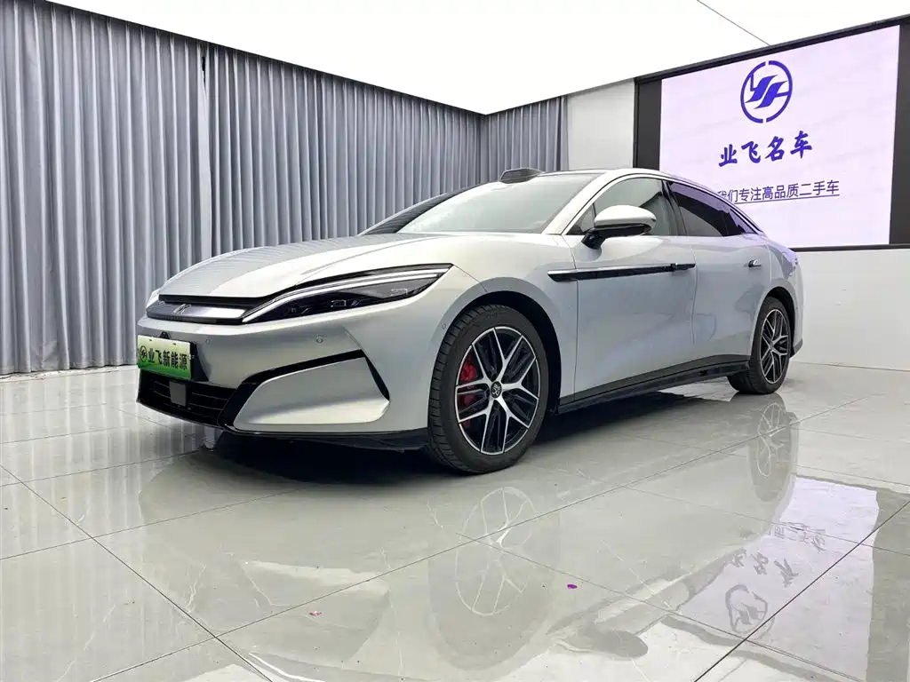 Byd 汉L 2025