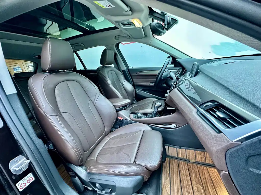 BMW X1 — миниатюра 12