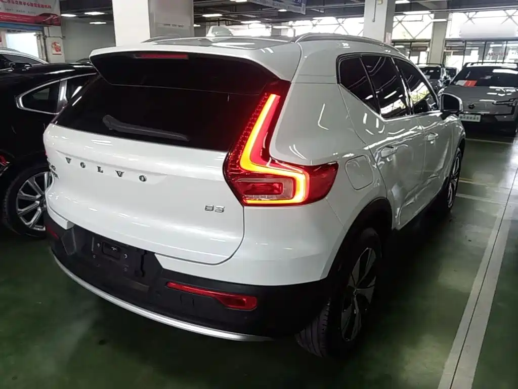 Volvo XC40 — миниатюра 7