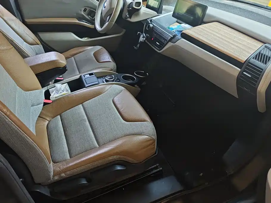 BMW i3 (Import) — миниатюра 8