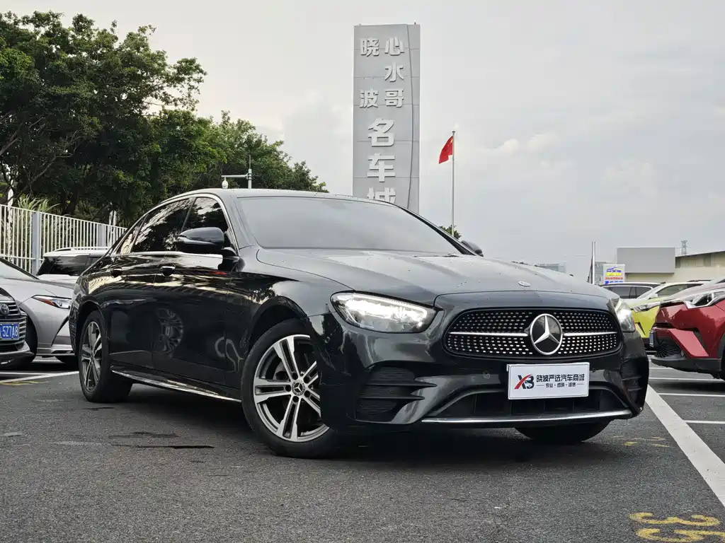 Mercedes-Benz E-Class — миниатюра 2
