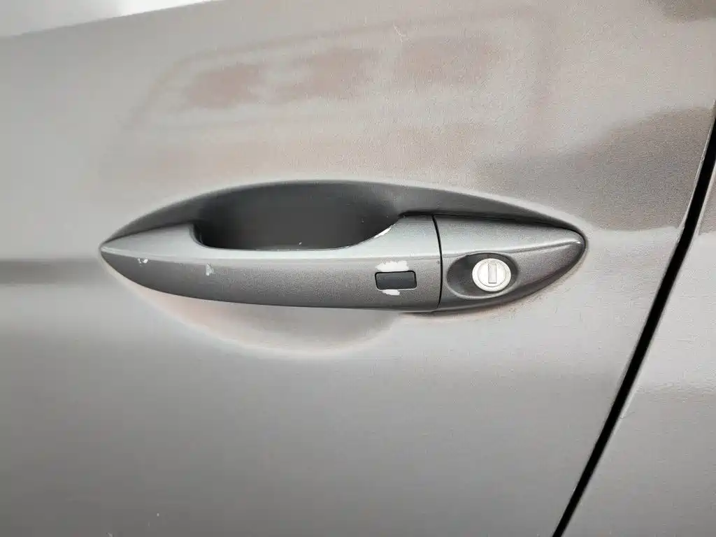 Hyundai Veloster — миниатюра 18