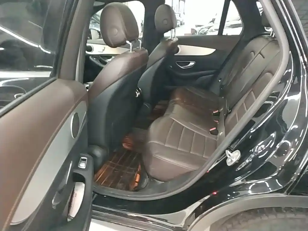 Mercedes-Benz GLC — миниатюра 17